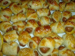 Folhados de salsinhas